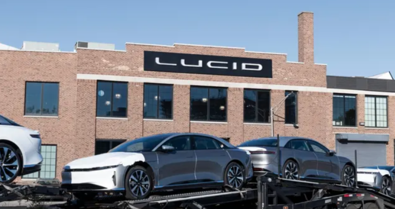 Lucid’s Saudi Success: 800 Electric Vehicles Roll Off Production Line