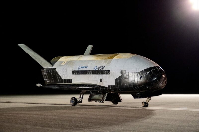 US planned to launch a secret space plane a day ahead of China. SpaceX delayed it